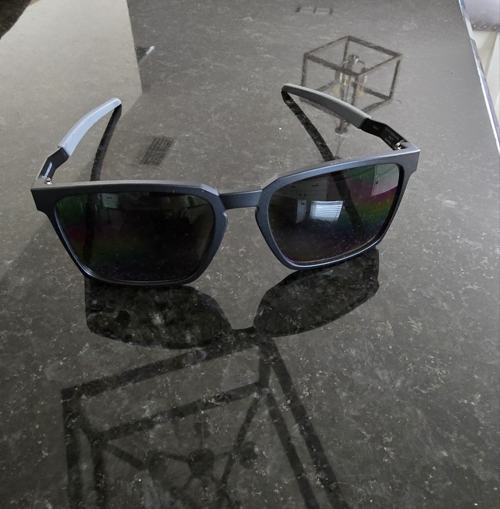 Oakley Exchange Sun Sunglasses, NWOT,  NO SCRATCHES